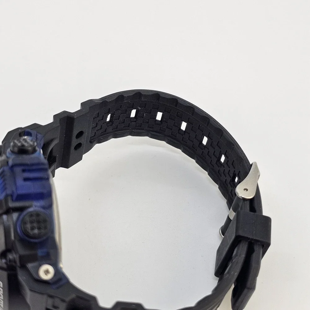 Men's Sports‎ Digital Watch 50MM Day Date Light Black Plastic Bands Working